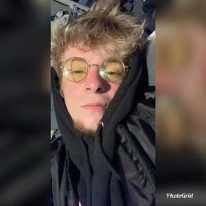 Meet your Posher, Christopher